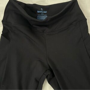 Tommy John Black Leggings The Go Anywhere Collection Size Medium Pockets Stretch